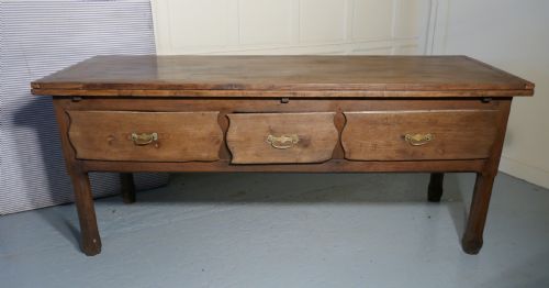 Rare French Oak Preparation and Dining Farmhouse Table
