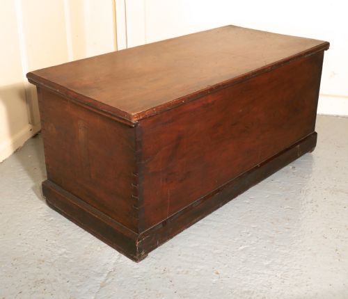 fig 3. Large Victorian Elm Coffer, Blanket Box 