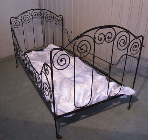 fig 4. A French Iron Single or Day bed