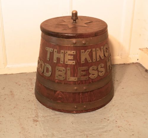 Royal Navy Edwardian “Grog Tub”, Oak and Brass Sailor’s Rum Barrel