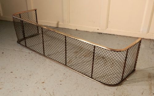 fig 1. Victorian Nursery Fire Guard or Club Fender