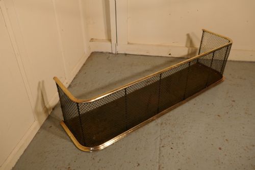 fig 1. Victorian Nursery Fire Guard or Club Fender
