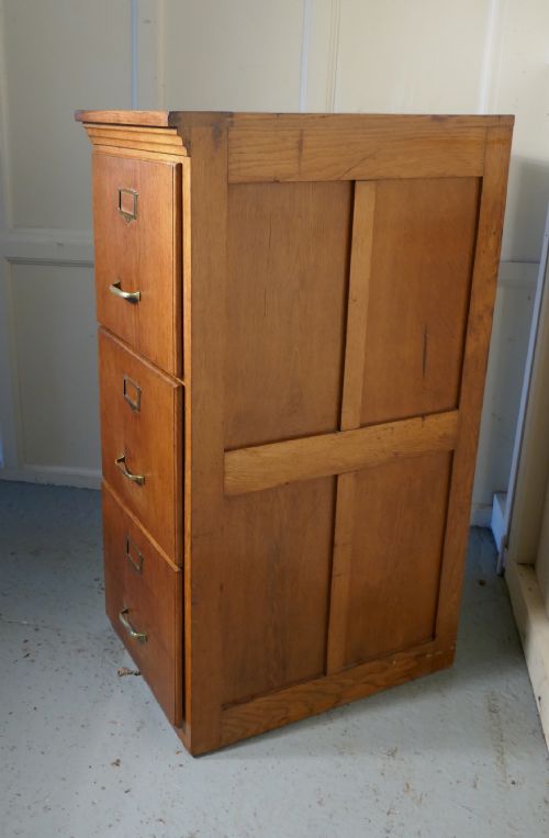 fig 3. Edwardian 3 Drawer Oak Filing Cabinet
