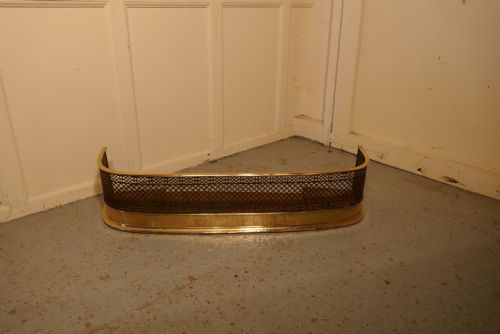 fig 2. Georgian Brass and Iron Club Fender