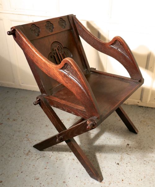 fig 1. 19th Century Glastonbury Oak Chair