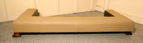 A Victorian Low Leather Club Fender