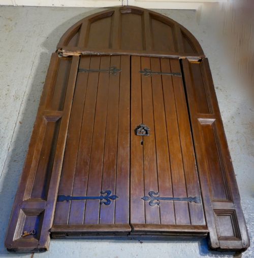 fig 5. Pair of Arts and Crafts Oak Manor House Doors in Arched Frame