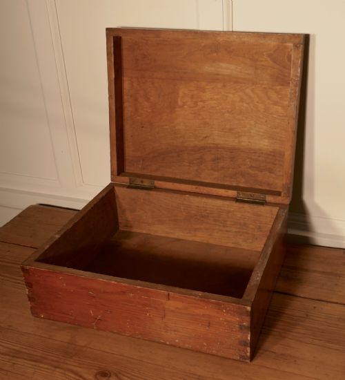 fig 4. A Wooden Shoe Box from Trickers of Northampton and London