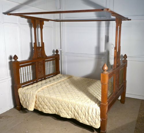 fig 2. Colonial Style Antique 4 Poster 5ft Double Bed