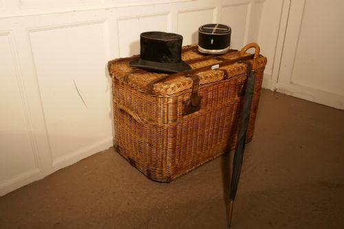 fig 4. French Antique Wicker Laundry Basket or Linen Hamper