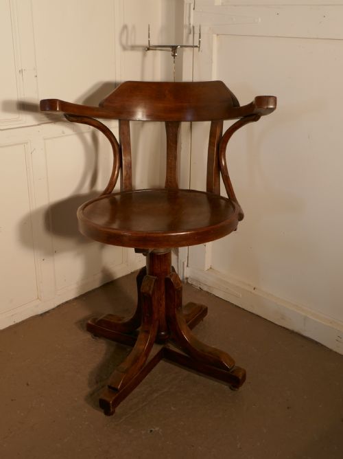 fig 1. 19th Century American Bentwood Barbers’ Chairs
