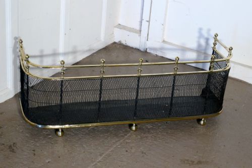 An Early Victorian Brass and Iron Fender or Fireguard