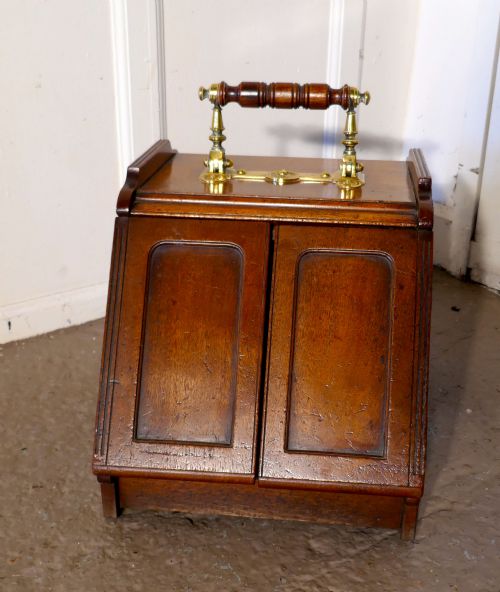 fig 1. A Victorian Mahogany Coal Scuttle, Mechanical Opening and Liner