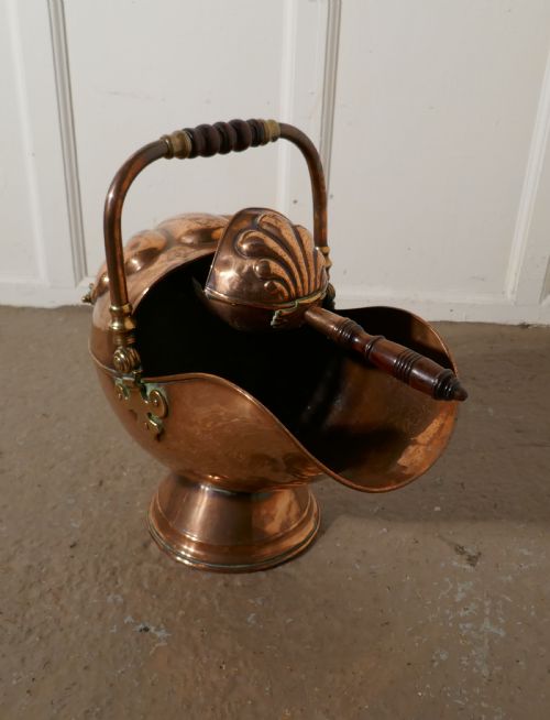 fig 3. Superb Quality Arts and Crafts Copper Helmet Coal Scuttle