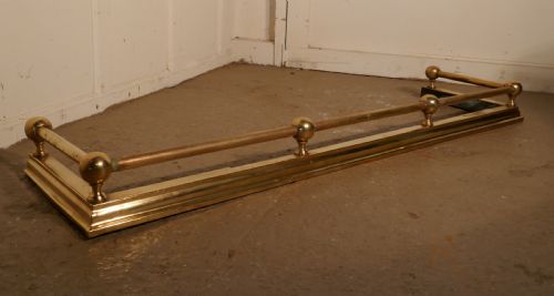 fig 2. Large 19th Century Heavy Brass Fender