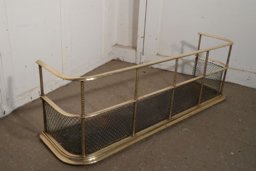 fig 1. A Victorian Brass Club Fender