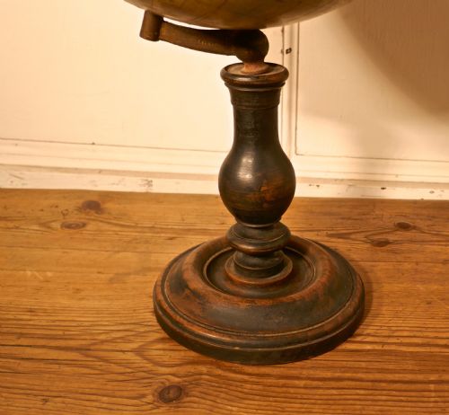fig 4. A Set of French 19th Century Globes by G Thomas, Terrestre and Metrique