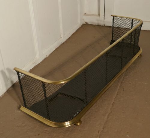 fig 1. Victorian Nursery Fire Guard or Club Fender
