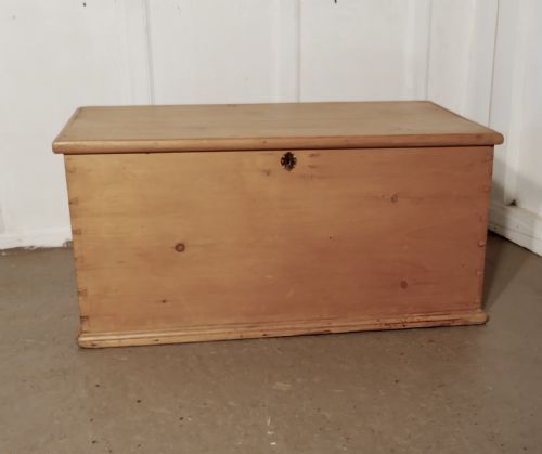 Large Victorian Pine Blanket Box,