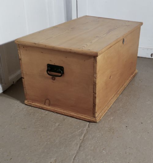 fig 2. Large Victorian Pine Blanket Box,