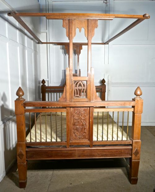 fig 2. Colonial Style Antique 4 Poster 5ft Double Bed