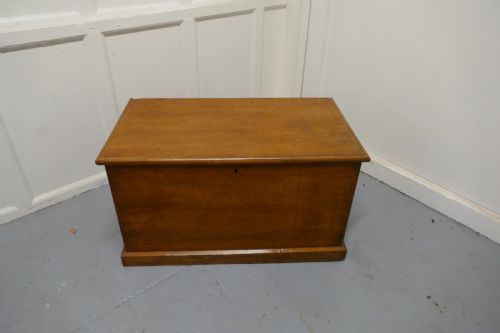 fig 1. Georgian Golden Finish Oak, Pine Blanket Chest