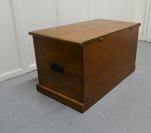 fig 4. Georgian Golden Finish Oak, Pine Blanket Chest