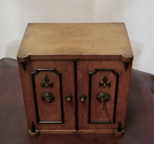 fig 1. 19th Century Novelty Golden Oak Humidor in the Shape of a 2 Door Safe