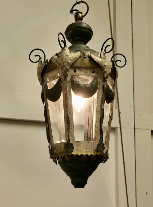 fig 1. A Very Decorative Italian Tolwear Lantern