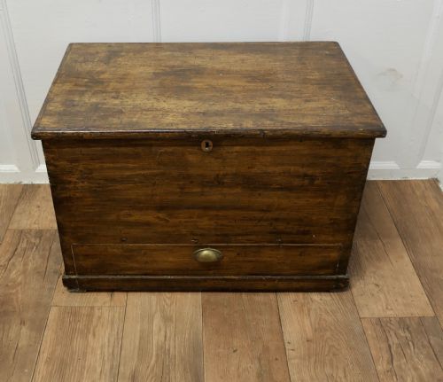 Victorian Solid Pine Mule Chest.