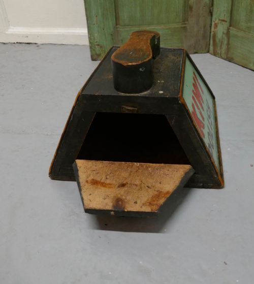 KIWI BOOT POLISH ADVERTISING SHOE SHINE BOX WITH SHOE REST - ADDITIONAL PHOTO 5