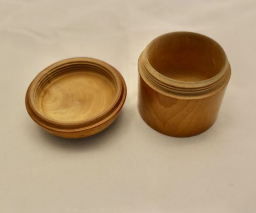 3 HAND MADE SYCAMORE TREEN POTS WITH LIDS - ADDITIONAL PHOTO 4