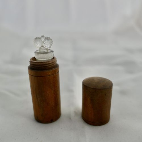 3 19TH CENTURY HAND MADE TREEN ITEMS POWDER PERFUME AND MATCHES - ADDITIONAL PHOTO 6
