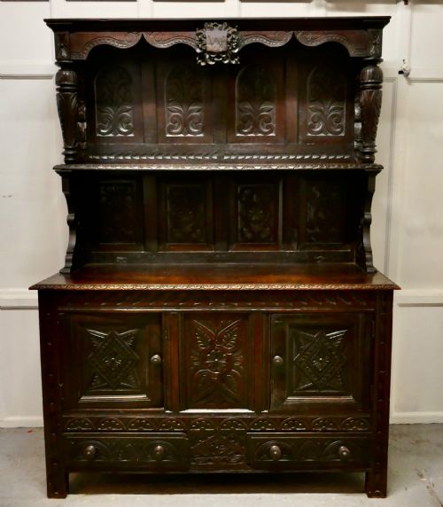 18TH CENTURY CARVED OAK DRESSER WITH KINGS - ADDITIONAL PHOTO 1