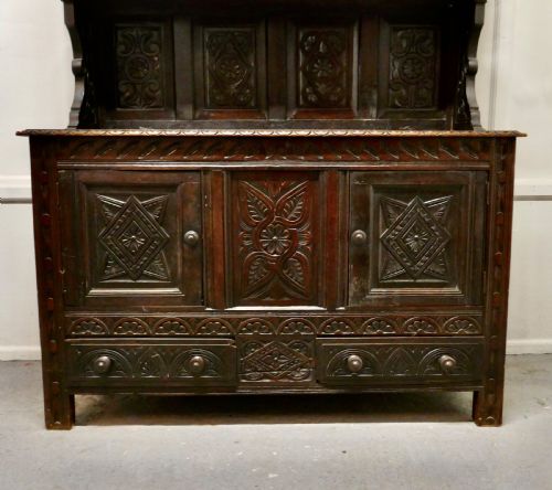 18TH CENTURY CARVED OAK DRESSER WITH KINGS - ADDITIONAL PHOTO 8