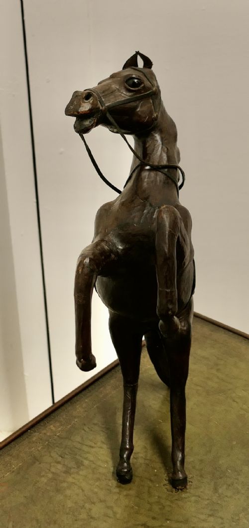 ARTS AND CRAFTS LEATHER MODEL OF A HORSE - ADDITIONAL PHOTO 3