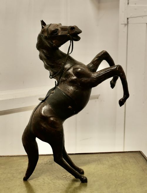 ARTS AND CRAFTS LEATHER MODEL OF A HORSE - ADDITIONAL PHOTO 4