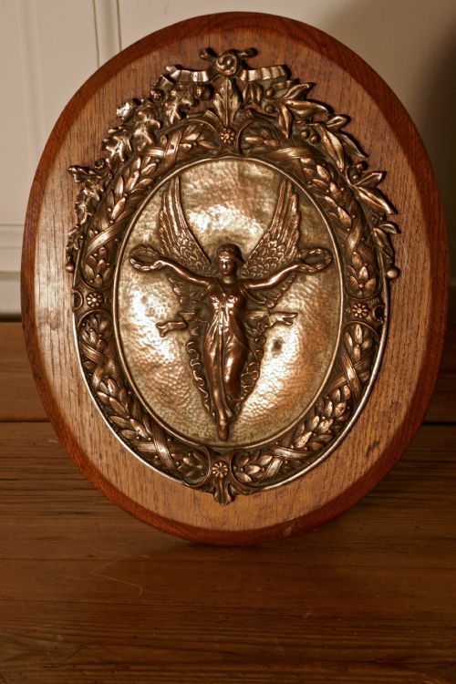 unused arts and crafts 19th century shield trophy with nike the goddess of victory - CATEGORY: ANTIQUE METAL - DATED 1910