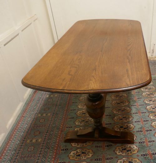 GOOD QUALITY OAK REFECTORY DINING TABLE - ADDITIONAL PHOTO 3