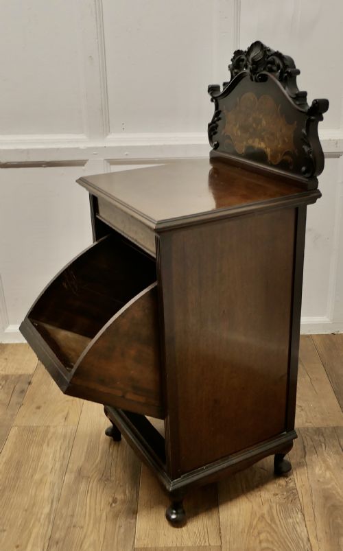 LATE 19TH CENTURY FIRESIDE COMPANION PURDONIUM - ADDITIONAL PHOTO 4