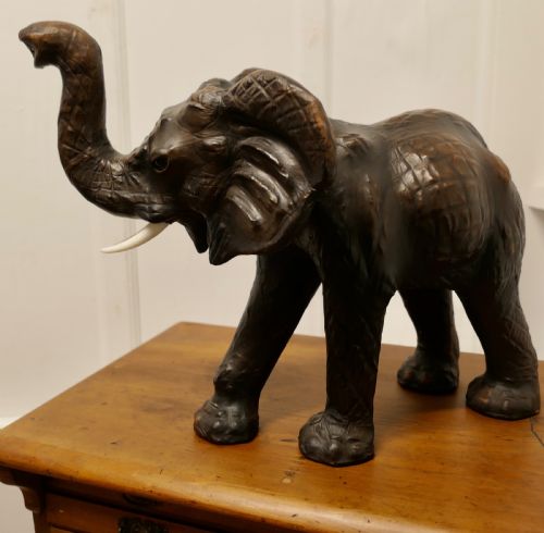ARTS AND CRAFTS LEATHER MODEL OF AN ELEPHANT - ADDITIONAL PHOTO 3
