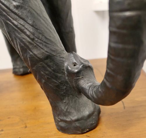 ARTS AND CRAFTS LEATHER MODEL OF A BULL ELEPHANT - ADDITIONAL PHOTO 2