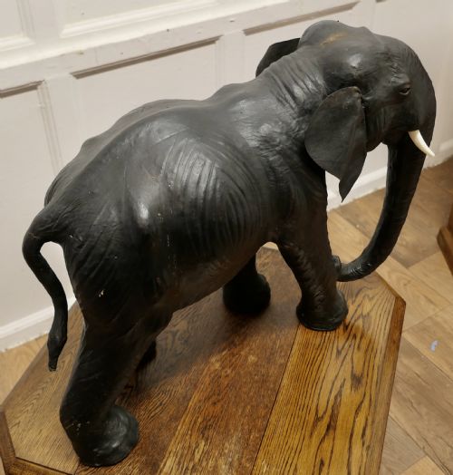 ARTS AND CRAFTS LEATHER MODEL OF A BULL ELEPHANT - ADDITIONAL PHOTO 6