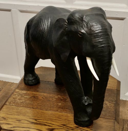 ARTS AND CRAFTS LEATHER MODEL OF A BULL ELEPHANT - ADDITIONAL PHOTO 7
