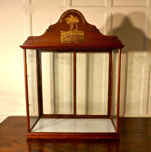 TERRYS OF YORK CHOCOLATE CONFECTIONARY DISPLAY CABINET - ADDITIONAL PHOTO 1