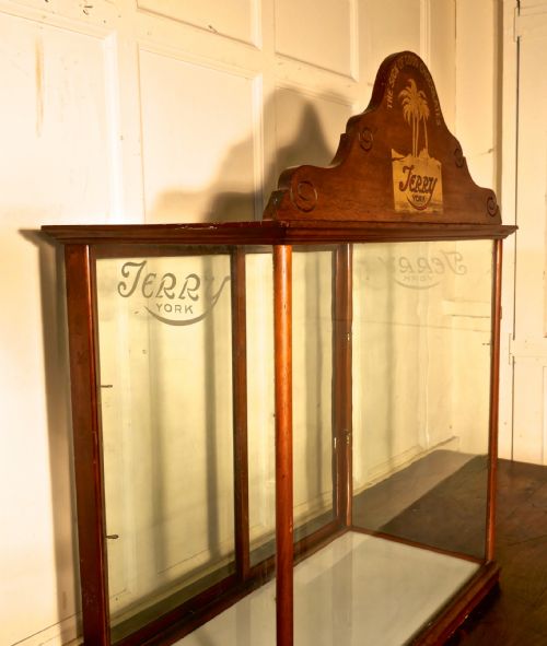 TERRYS OF YORK CHOCOLATE CONFECTIONARY DISPLAY CABINET - ADDITIONAL PHOTO 4