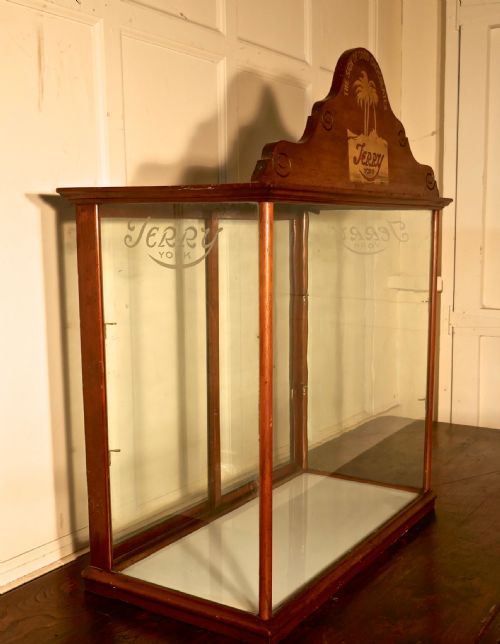 TERRYS OF YORK CHOCOLATE CONFECTIONARY DISPLAY CABINET - ADDITIONAL PHOTO 6
