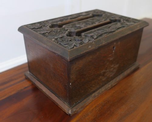 19TH CENTURY CARVED OAK CORRESPONDENCE POST OR LETTER BOX - ADDITIONAL PHOTO 2