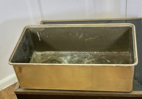 HEAVY QUALITY BRASS PLANTER - ADDITIONAL PHOTO 3