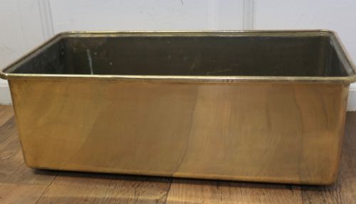 HEAVY QUALITY BRASS PLANTER - ADDITIONAL PHOTO 4